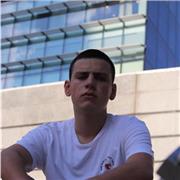 Animado, entusiasta y carismático
Con niños de cualquier edad